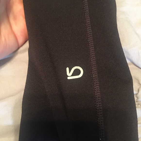 Old Navy Mid Rise Leggings - Picture 2 of 6